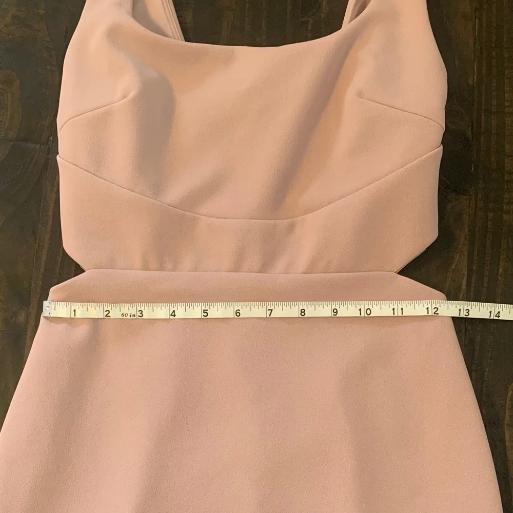 Express Mauve Square-Neck Midi Dress - Picture 6 of 9